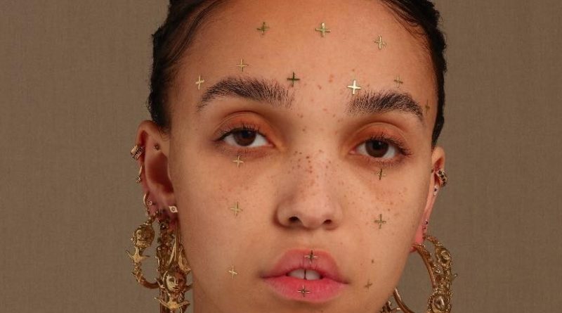 FKA twigs - track girl interlude