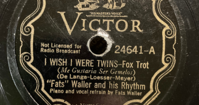 Fats Waller - I Wish I Were Twins