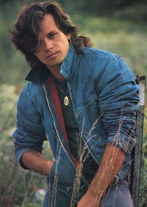 John Mellencamp - Warmer Place To Sleep
