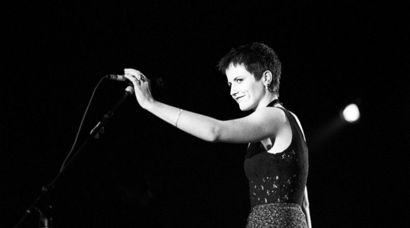 The Cranberries - Dying Inside