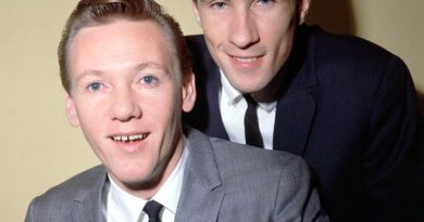 The Righteous Brothers - God Bless the Child