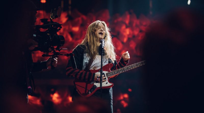 girl in red - Serotonin