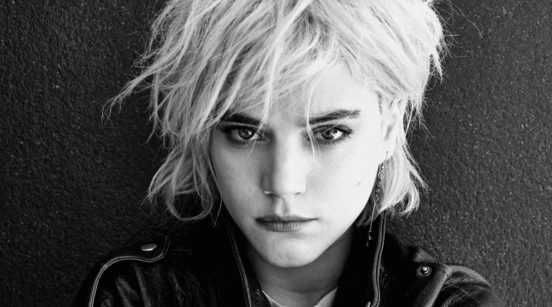 Soko - I Come in Peace