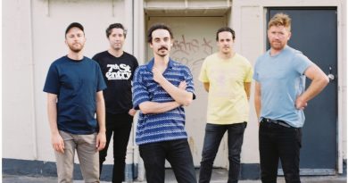 Rolling Blackouts Coastal Fever - Bellarine
