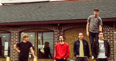 Rolling Blackouts Coastal Fever - Cameo