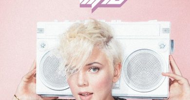 Betty Who - Somebody Loves You