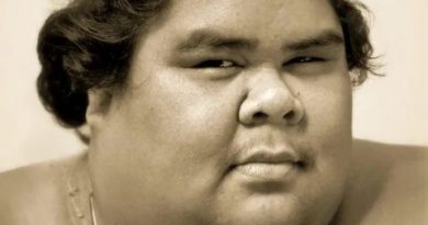 Israel Kamakawiwo'ole - Ahi Wela / Twinkle Twinkle Little Star