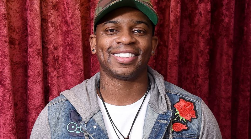 Jimmie Allen - All Tractors Ain't Green