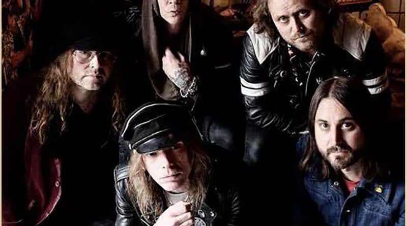 The Hellacopters - Riot On The Rocks