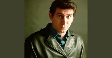 Phil Ochs - AMA Song