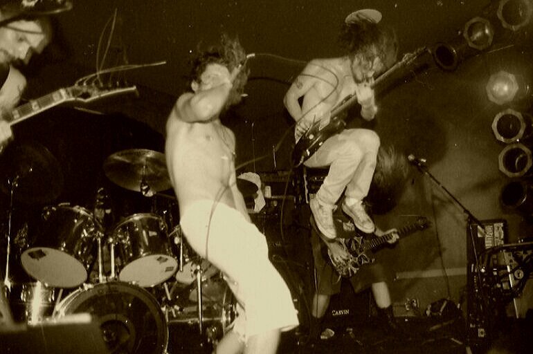 Acid Bath – Scream of The Butterfly