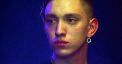 Oliver Sim - Saccharine