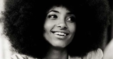 Esperanza Spalding - Inútil Paisagem