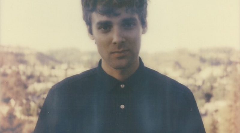Day Wave - We Try but We Don't Fit In