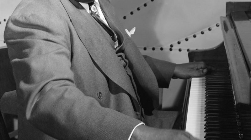 Art Tatum - In a Sentimental Mood