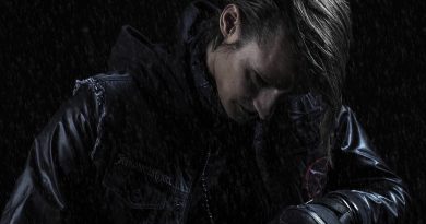 SCHWARZER ENGEL - Gott ist im Regen