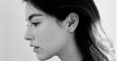 Gracie Abrams - Painkillers