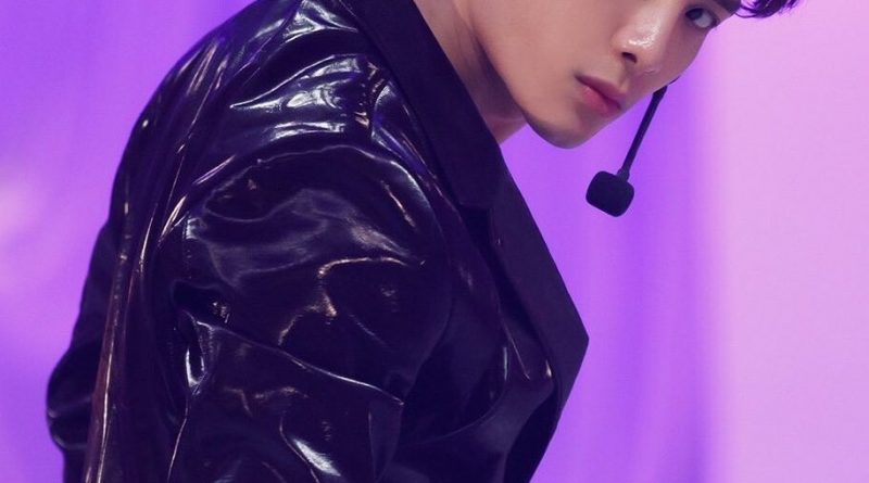 Jackson Wang - Go Ghost