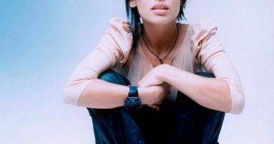 Natalie Imbruglia - I Will Follow You into the Dark