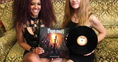 Frozen Crown - Everwinter