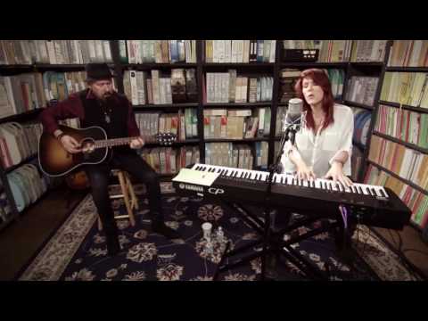 Beth Hart - Good Day To Cry
