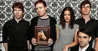 Fast Romantics - Everybody’s Trying to Steal Your Heart