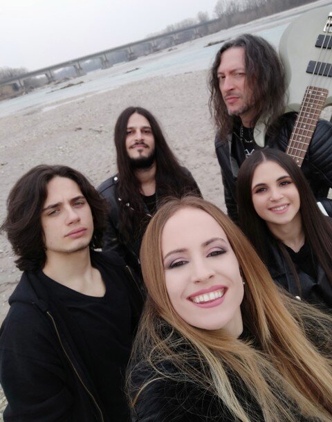 Frozen Crown - Blood on the Snow