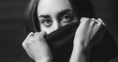 Fleurie, Tommee Profitt - Hurts Like Hell