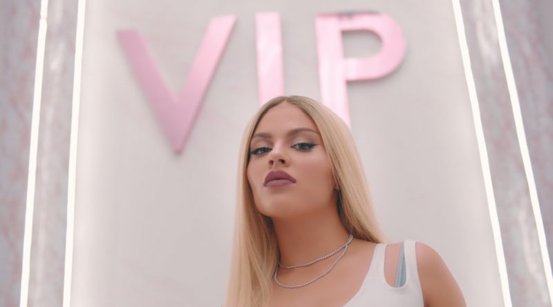Luísa Sonza, 6LACK - VIP *-*