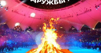 Павел Воробьев - Гимн дружбы Артека