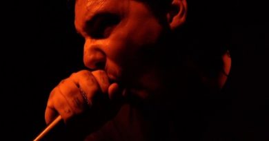 Distant - Hollow Eyes