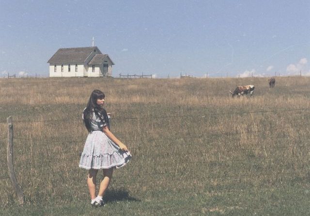 Nicole Dollanganger - Farmer's Field
