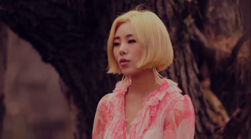 Wheein - Pink Cloud