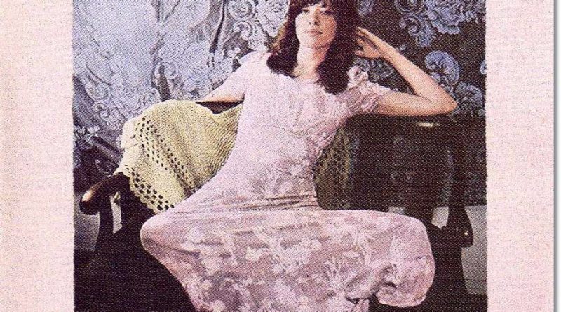 Carly Simon - The Love's Still Growing