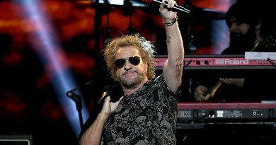 Sammy Hagar - Feels Like Love