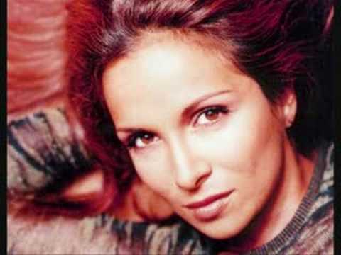 Hélène Ségara — Oublie moi