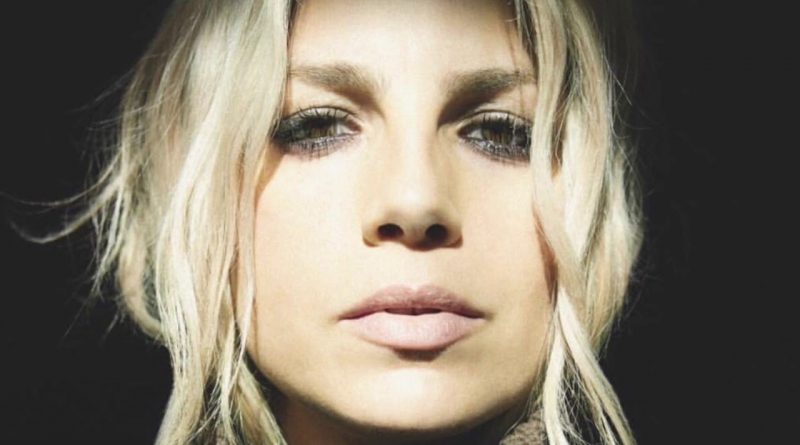 Emma Marrone — Argento Adesso