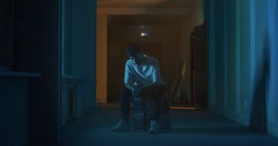 Azzi - Бросить универ