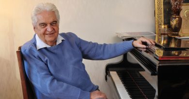 Евгений Крылатов — Песня Альбины