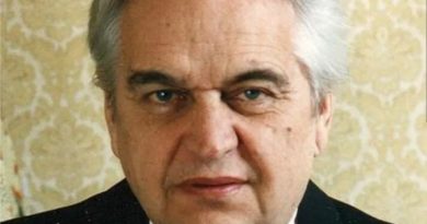 Евгений Крылатов — Грустная песенка Сыроежкина