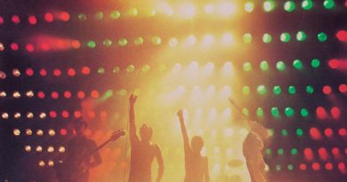 Queen - Death On Two Legs