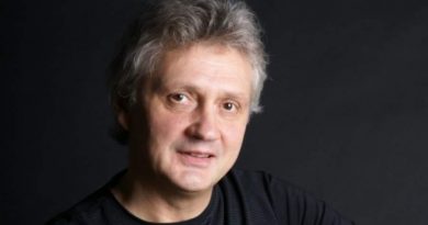 Алексей Мурашов - Она так любит