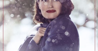 Idina Menzel - Christmas Just Ain't Christmas