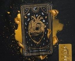Caskets – Glass Heart