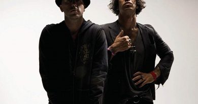 She Wants Revenge - Rachael