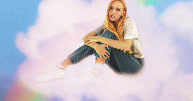 Maude Latour - One More Weekend