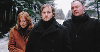 Portishead - Nylon Smile